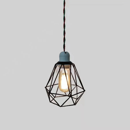 Abat-Jour Suspendu en Fer au Design Rétro pour Éclairer Votre Intérieur avec Élégance Luminaire IL583720-ILLUMEEN.COM