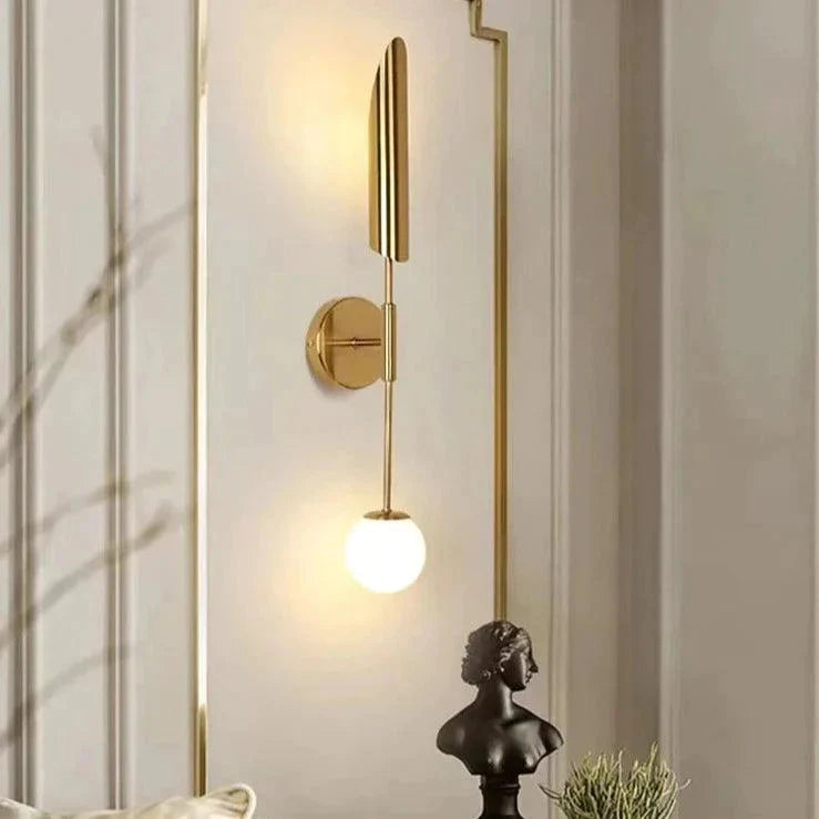 Applique Murale : Luminaire Élégant en Laiton Brossé IL582913-ILLUMEEN.COM