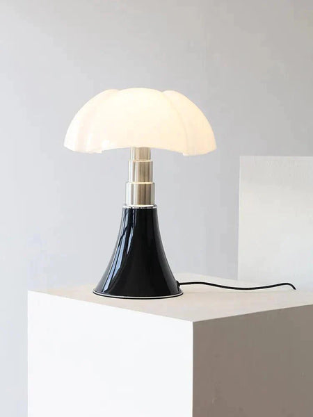 Élégante Lampe De Table Florale En Acrylique Et Acier IL582914-ILLUMEEN.COM