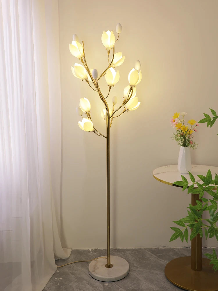 Luminaire Lampadaire design conique – Référence: Léo2041-ILLUMEEN.COM