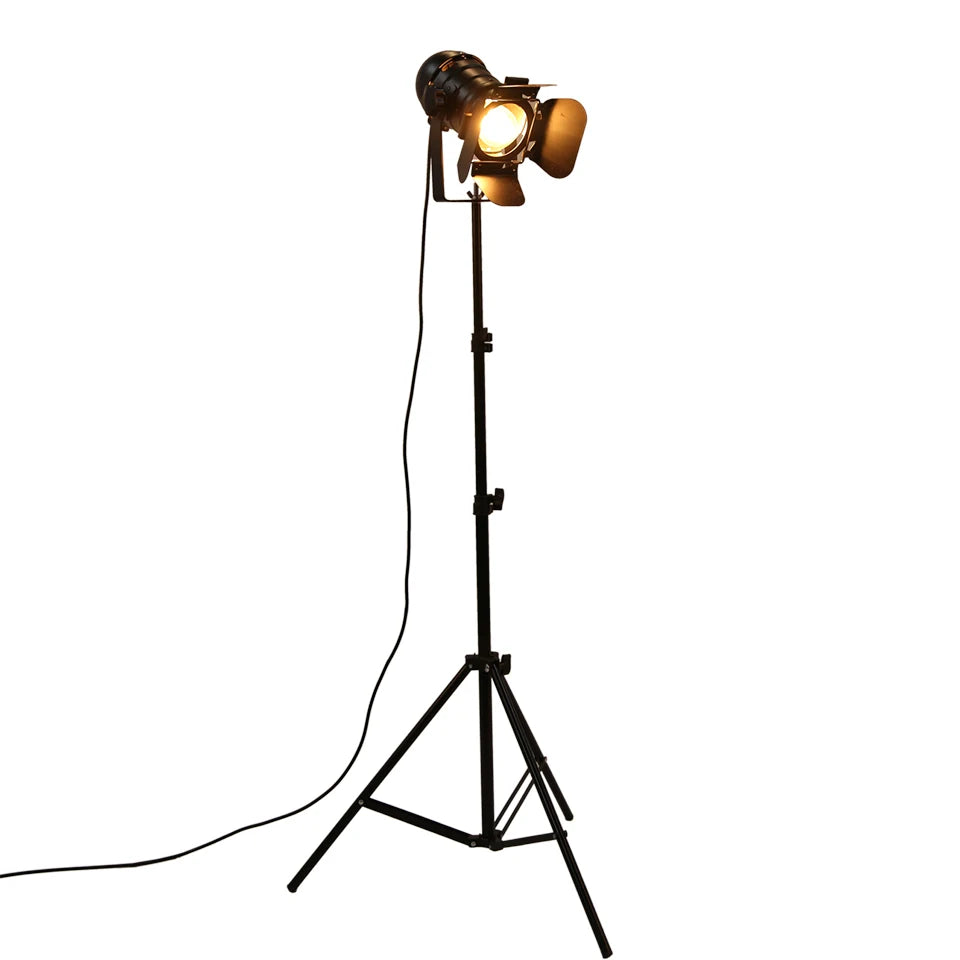 Luminaire Lampadaire style rétro chic – Référence: Enzo1048-ILLUMEEN.COM
