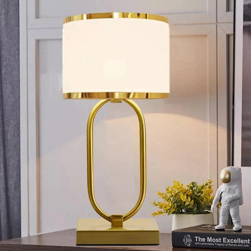 Lampe de Table Élégante au Style Post-Moderne Luminaire IL482631-ILLUMEEN.COM