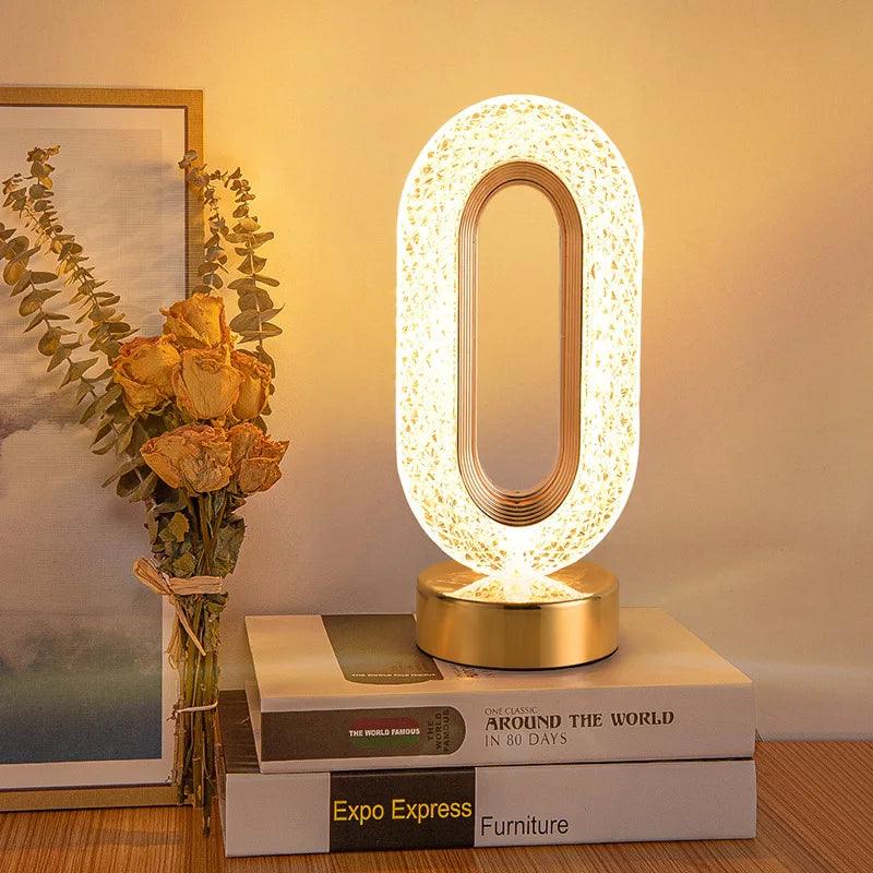 Lampe de Table Élégante avec Éclairage Personnalisable et Corps Doré IL582731-ILLUMEEN.COM