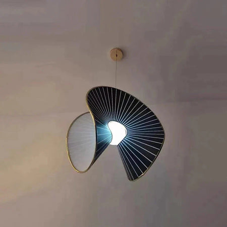Luminaire Art Déco Élégant en Noir et Or IL527364-ILLUMEEN.COM