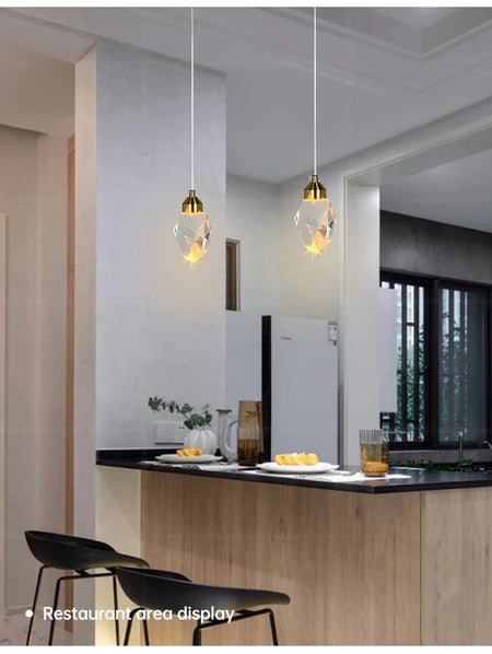 Luminaire Chic en Cristal pour Intérieur Élégant IL742681-ILLUMEEN.COM