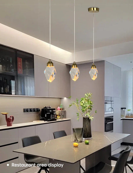 Luminaire Chic en Cristal pour Intérieur Élégant IL742681-ILLUMEEN.COM