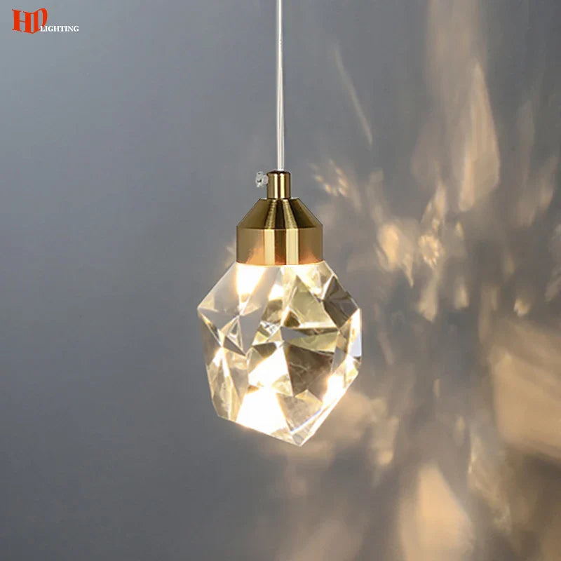 Luminaire Chic en Cristal pour Intérieur Élégant IL742681-ILLUMEEN.COM