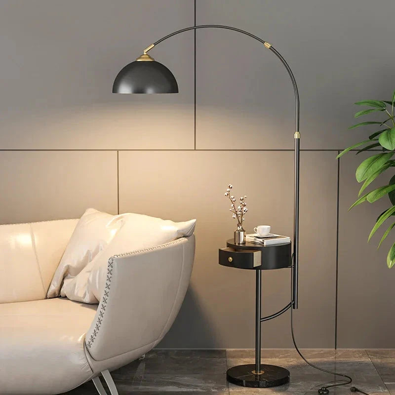 Luminaire Chic en Métal Noir et Doré IL583729-ILLUMEEN.COM
