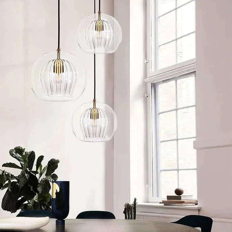 Luminaire Chic en Verre Transparent avec Accents Dorés IL583729-ILLUMEEN.COM