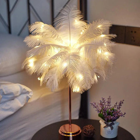 Luminaire Chic : Lampe de Table Élégante avec Plumes Personnalisables IL583270-ILLUMEEN.COM