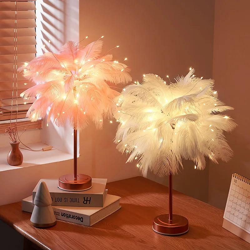 Luminaire Chic : Lampe de Table Élégante avec Plumes Personnalisables IL583270-ILLUMEEN.COM