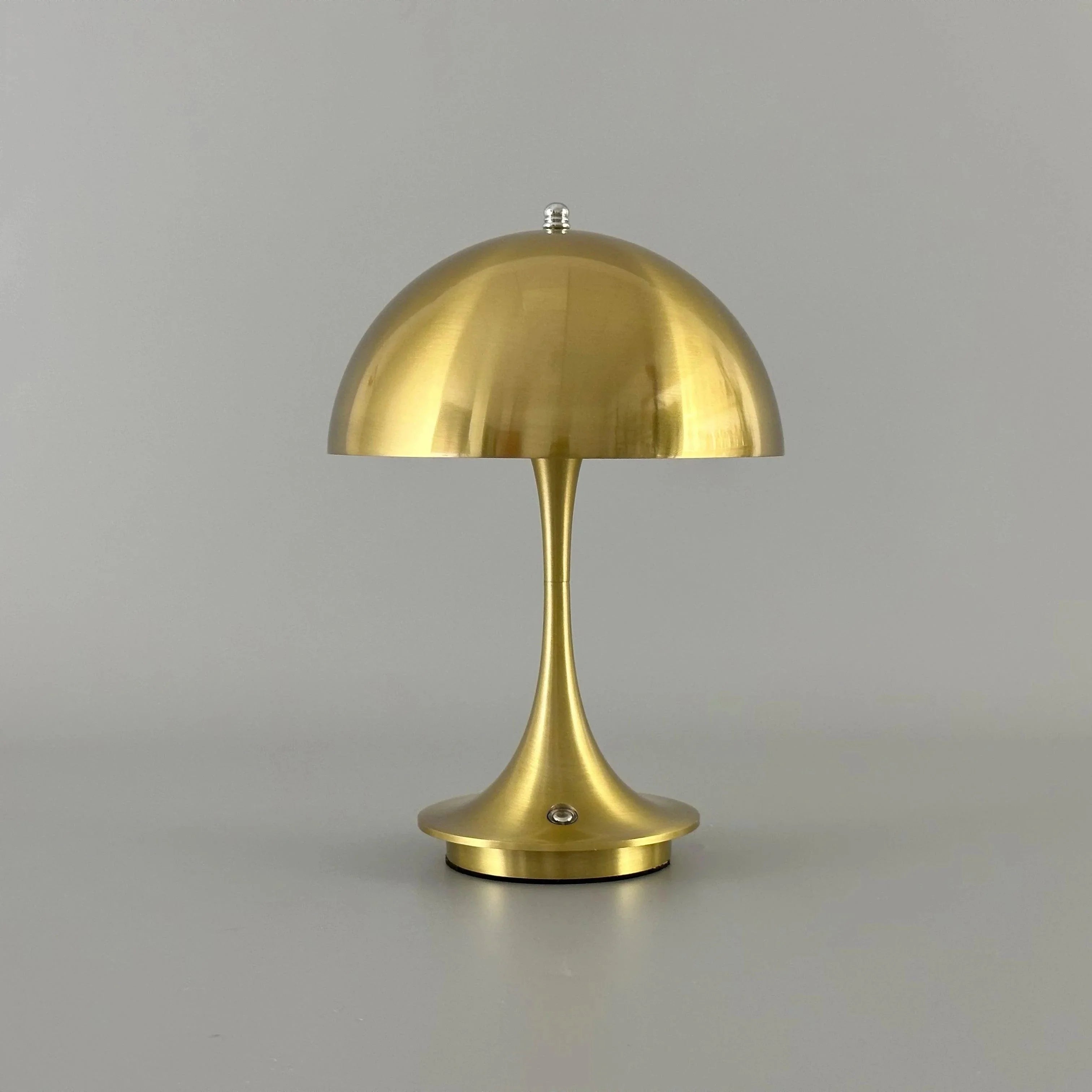 Luminaire Chic : Lampe de Table Élégante et Contemporaine IL582749-ILLUMEEN.COM
