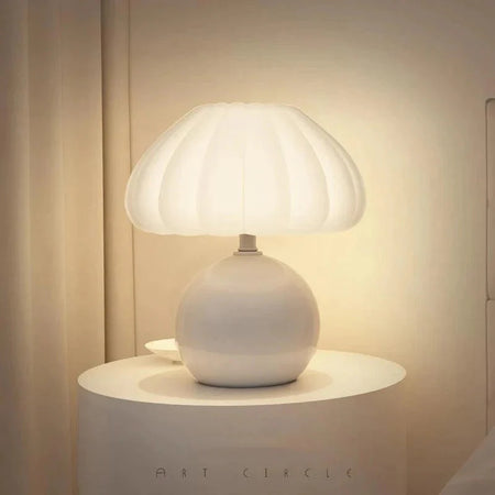 Luminaire Chic : Lampe de Table Élégante et Moderne IL482736-ILLUMEEN.COM