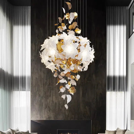 Luminaire Élégance IL583924 : Lustre Précieux en Cristal et Fleurs Végétales pour un Écrin de Luxe Intérieur-ILLUMEEN.COM