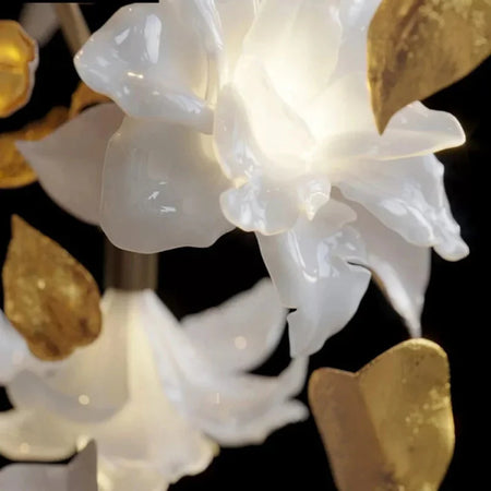 Luminaire Élégance IL583924 : Lustre Précieux en Cristal et Fleurs Végétales pour un Écrin de Luxe Intérieur-ILLUMEEN.COM