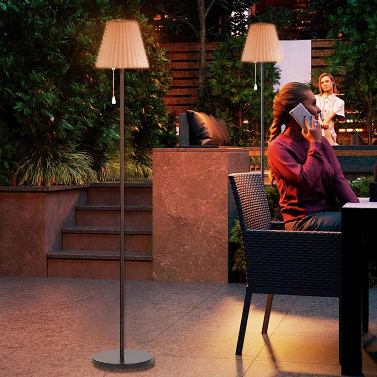 Luminaire Élégance Solaire avec Chargeur USB IL583624-ILLUMEEN.COM