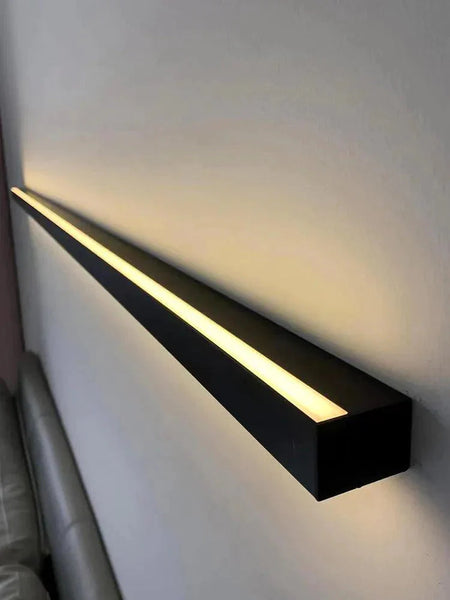 Luminaire Élégant : Applique Murale Moderne en Métal IL597843-ILLUMEEN.COM