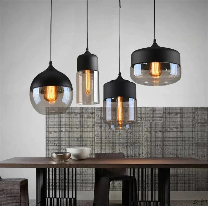 Luminaire Élégant en Bois Noir et Verre Ambré IL593827-ILLUMEEN.COM