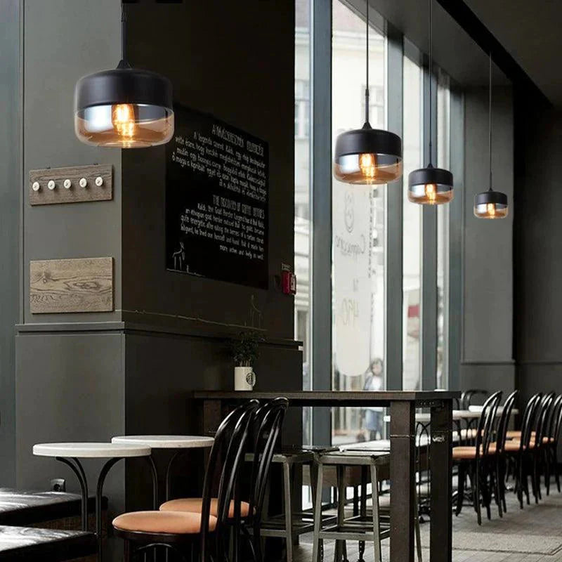 Luminaire Élégant en Bois Noir et Verre Ambré IL593827-ILLUMEEN.COM