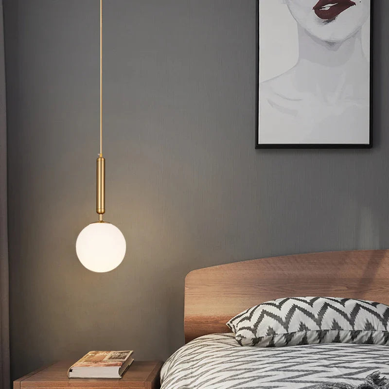 Luminaire Élégant en Boule Dorée - IL198374-ILLUMEEN.COM