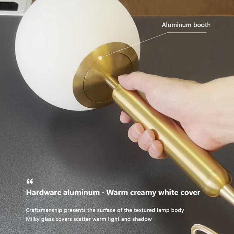 Luminaire Élégant en Boule Dorée - IL198374-ILLUMEEN.COM