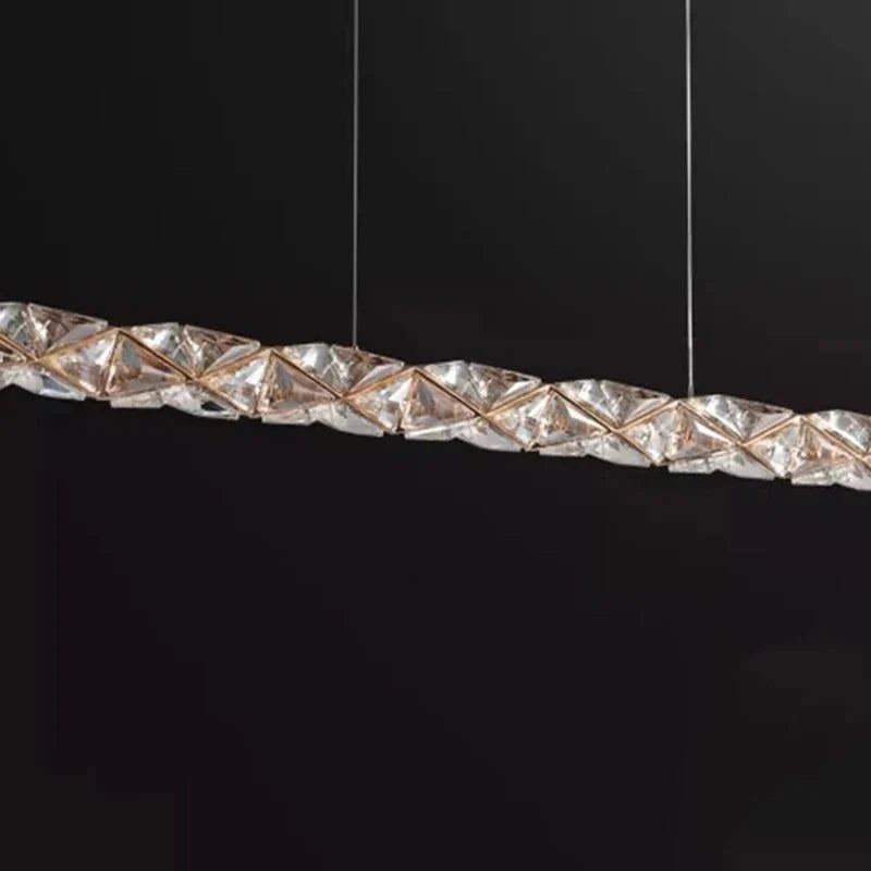Luminaire Élégant en Cristal Design Moderne IL582493-ILLUMEEN.COM
