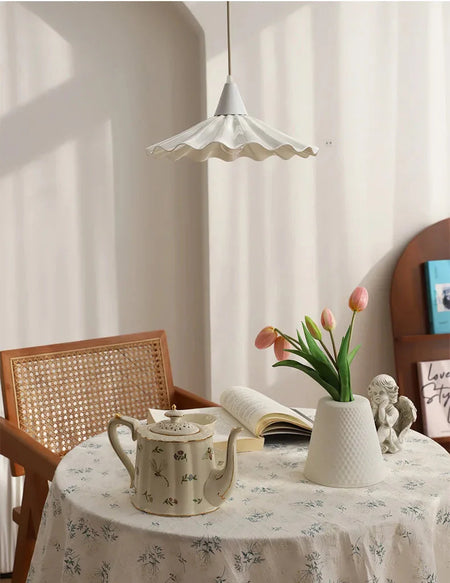 Luminaire Élégant en Dentelle Céramique IL582473-ILLUMEEN.COM