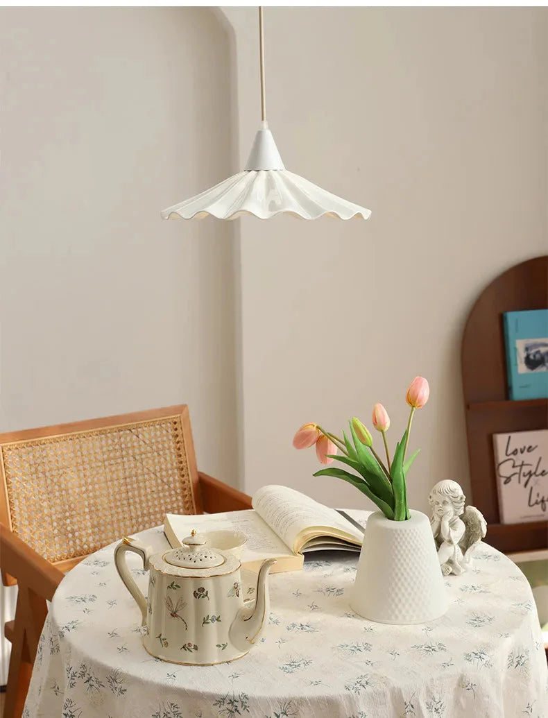 Luminaire Élégant en Dentelle Céramique IL582473-ILLUMEEN.COM