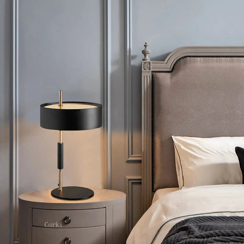Luminaire Élégant en Fer Noir IL582763-ILLUMEEN.COM