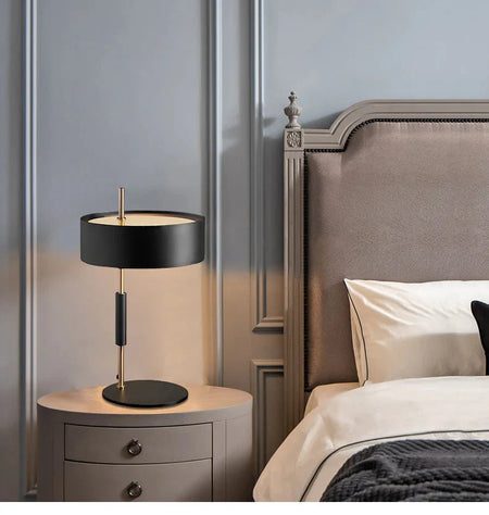Luminaire Élégant en Fer Noir IL582763-ILLUMEEN.COM