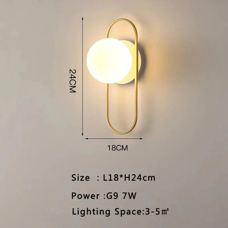 Luminaire Élégant en Métal Doré et Verre Opale IL527430-ILLUMEEN.COM