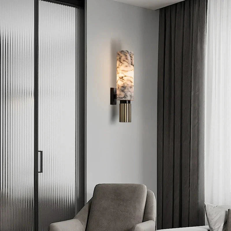 Luminaire Élégant en Métal et Marbre Doré IL482937-ILLUMEEN.COM