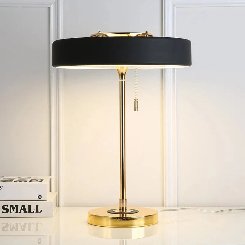 Luminaire Élégant en Métal et Verre IL582749-ILLUMEEN.COM