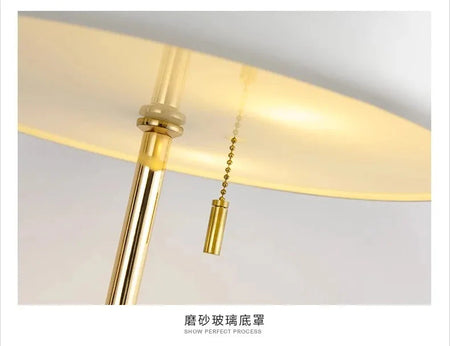 Luminaire Élégant en Métal et Verre IL582749-ILLUMEEN.COM