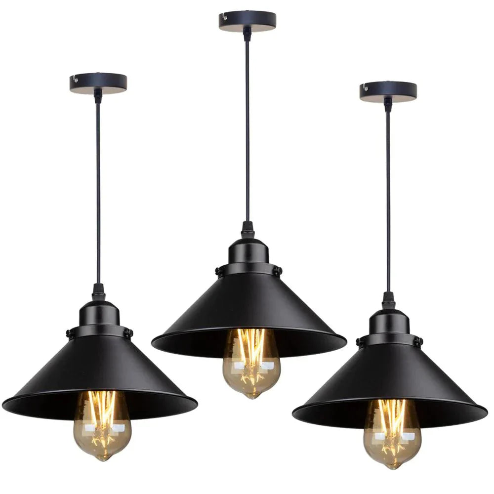 Luminaire Élégant en Métal Noir avec Abat-jour IL749583-ILLUMEEN.COM