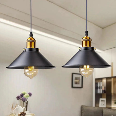 Luminaire Élégant en Métal Noir avec Abat-jour IL749583-ILLUMEEN.COM
