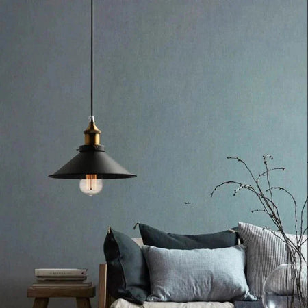 Luminaire Élégant en Métal Noir avec Abat-jour IL749583-ILLUMEEN.COM