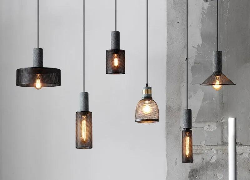 Luminaire Élégant en Métal Noir Personnalisable IL349217-ILLUMEEN.COM