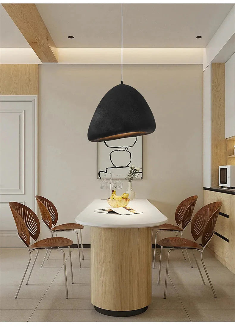 Luminaire Élégant en Résine pour Ambiance Moderne IL582974-ILLUMEEN.COM