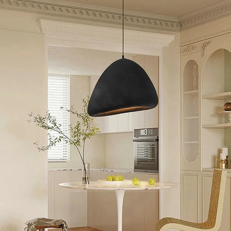 Luminaire Élégant en Résine pour Ambiance Moderne IL582974-ILLUMEEN.COM