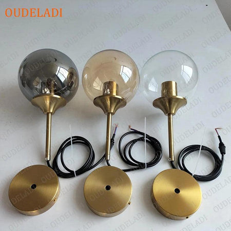 Luminaire Élégant en Verre Fumé et Laiton IL583947-ILLUMEEN.COM