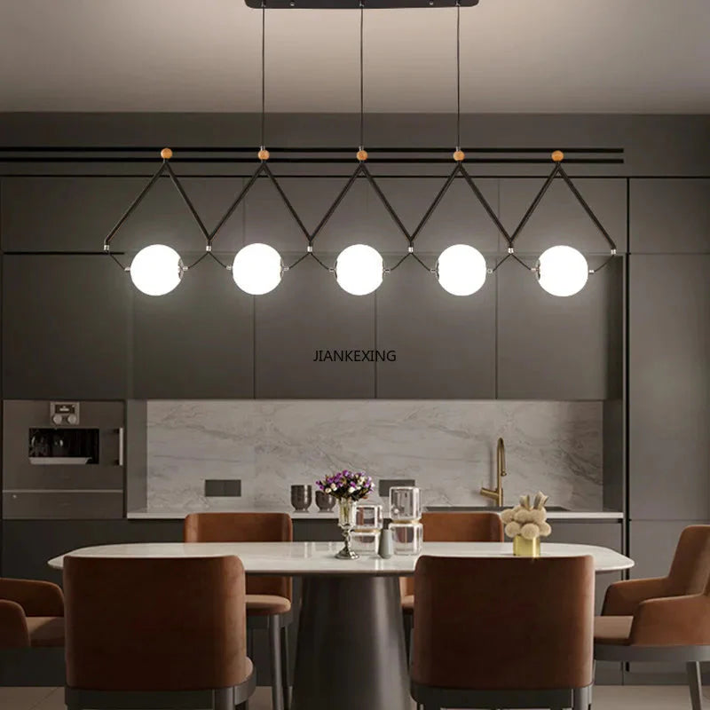 Luminaire Élégant et Innovant pour Ambiance Moderne IL582173-ILLUMEEN.COM