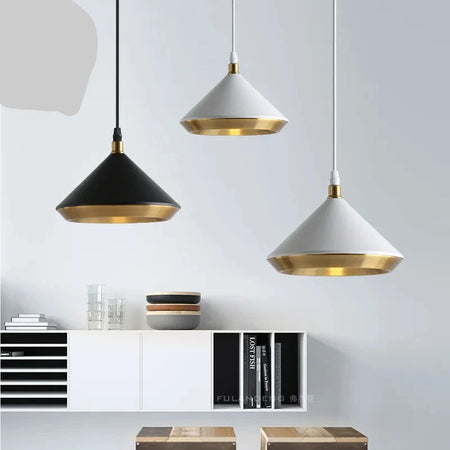 Luminaire Élégant et Moderne pour Ambiance Contemporaine IL582370-ILLUMEEN.COM