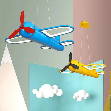 Luminaire Élégant IL582736 : Plafonnier LED Moderne Enfant avec Télécommande et Gradation de Luminosité-ILLUMEEN.COM