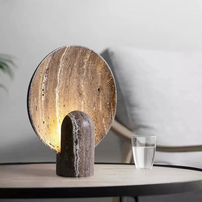 Luminaire Élégant : Lampe de Table LED en Résine Minimaliste, Couleur Travertin Foncé IL582739-ILLUMEEN.COM