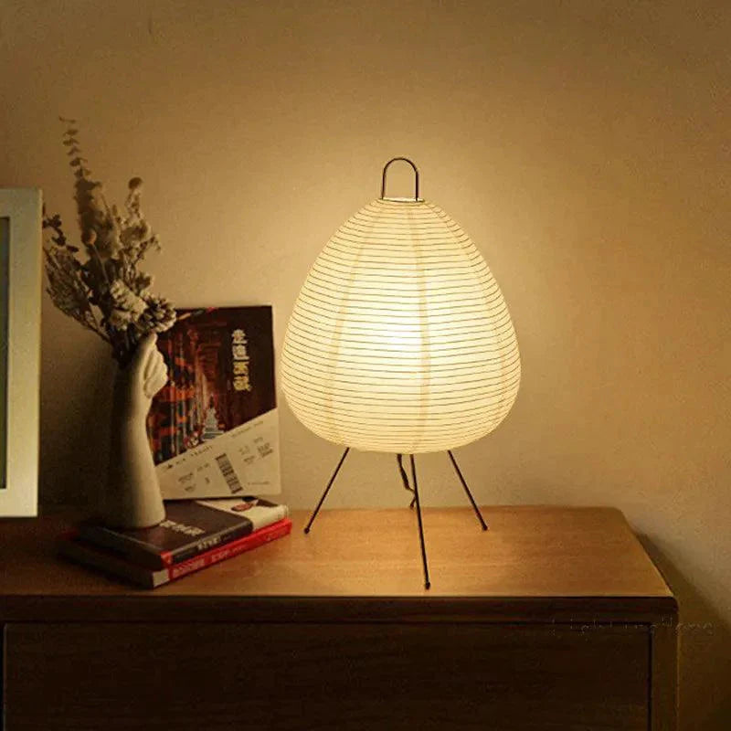 Luminaire Élégant Lampe de Table LED Moderne en Métal et Papier de Riz IL582349-ILLUMEEN.COM