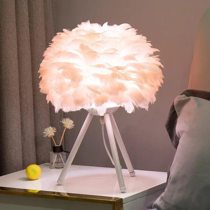 Luminaire Élégant Lampe de Table Plumes d'Oie IL582734-ILLUMEEN.COM