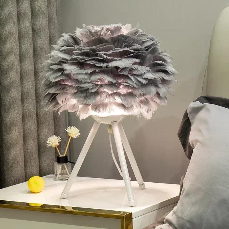 Luminaire Élégant Lampe de Table Plumes d'Oie IL582734-ILLUMEEN.COM