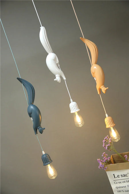 Luminaire Élégant Sella en Résine au Design Nordique IL582739-ILLUMEEN.COM