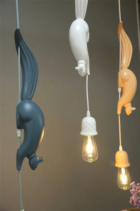 Luminaire Élégant Sella en Résine au Design Nordique IL582739-ILLUMEEN.COM